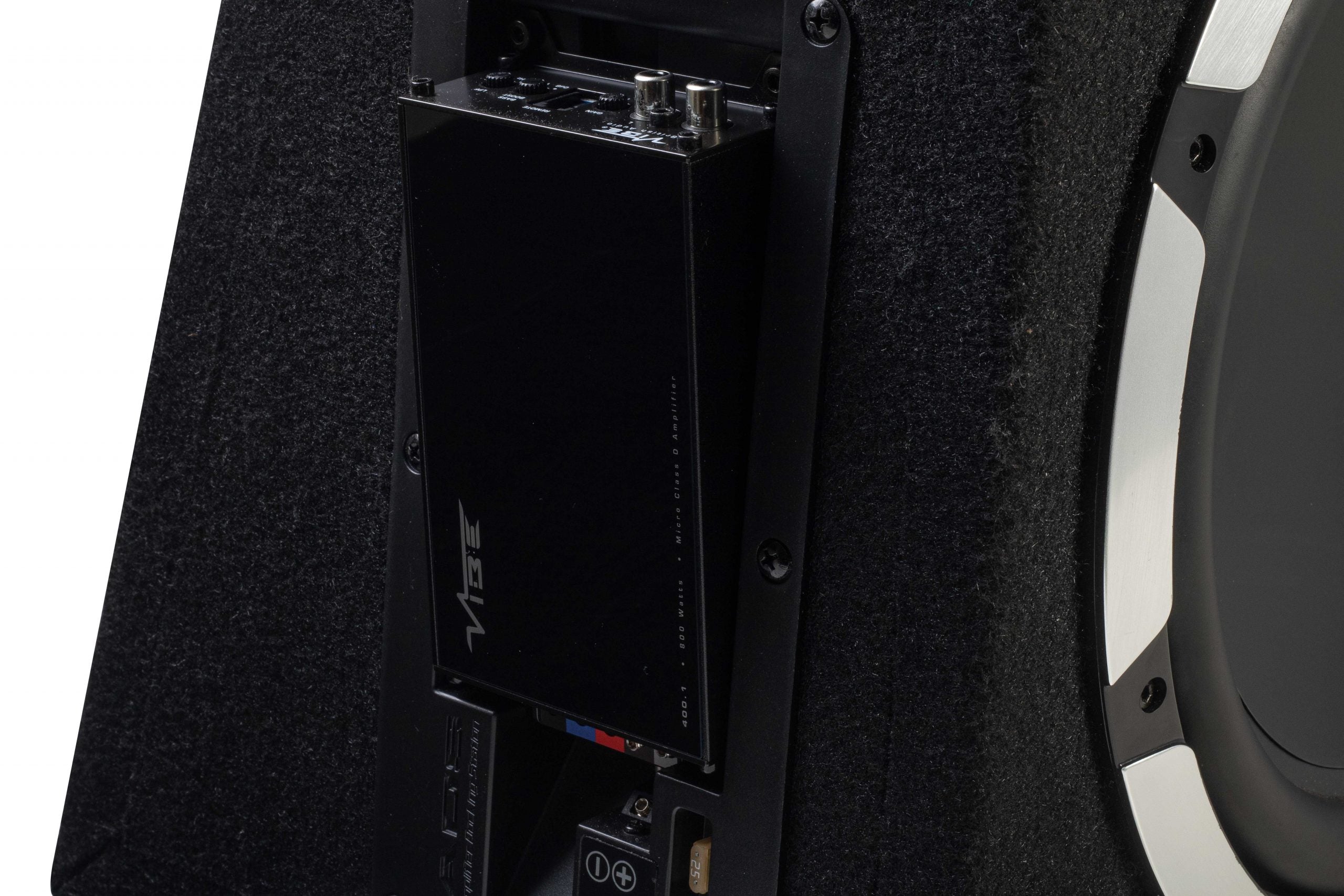 https://vibeaudio.co.uk/wp-content/uploads/2022/11/SLICKV12CLOSEWITHAMP-scaled.jpg
