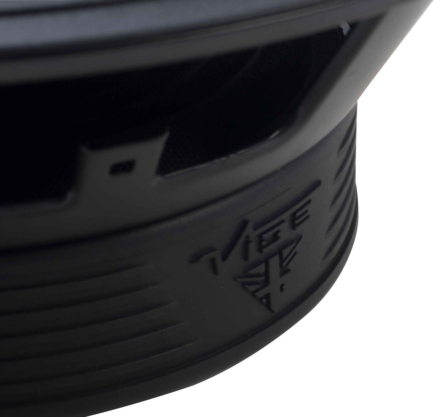 https://vibeaudio.co.uk/wp-content/uploads/2022/01/blackairpro8m-v9_9.jpg